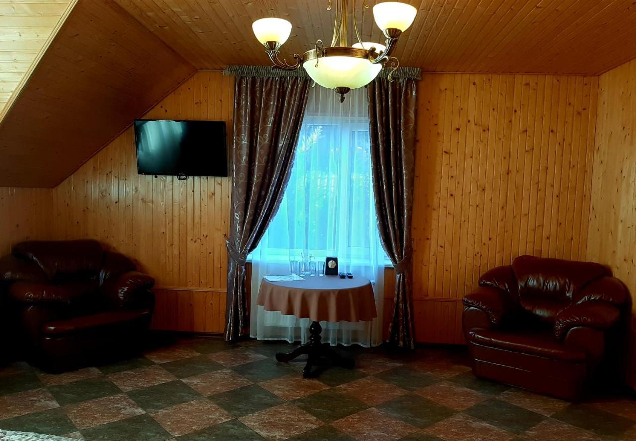 Заміський Комплекс Grand Prix Hotell Tsyurupynsk Eksteriør bilde