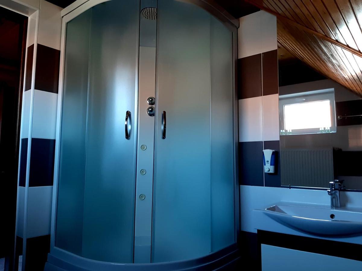 Заміський Комплекс Grand Prix Hotell Tsyurupynsk Eksteriør bilde