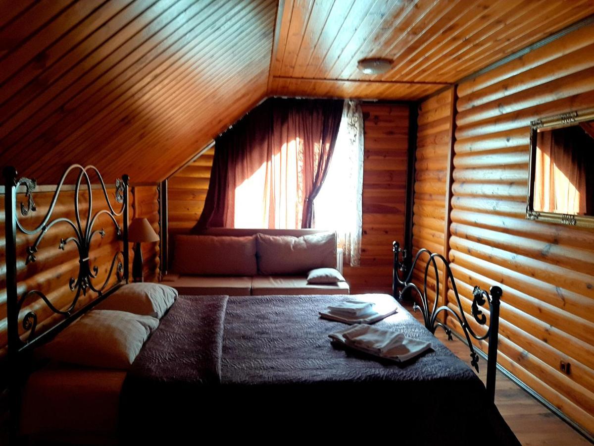 Заміський Комплекс Grand Prix Hotell Tsyurupynsk Eksteriør bilde